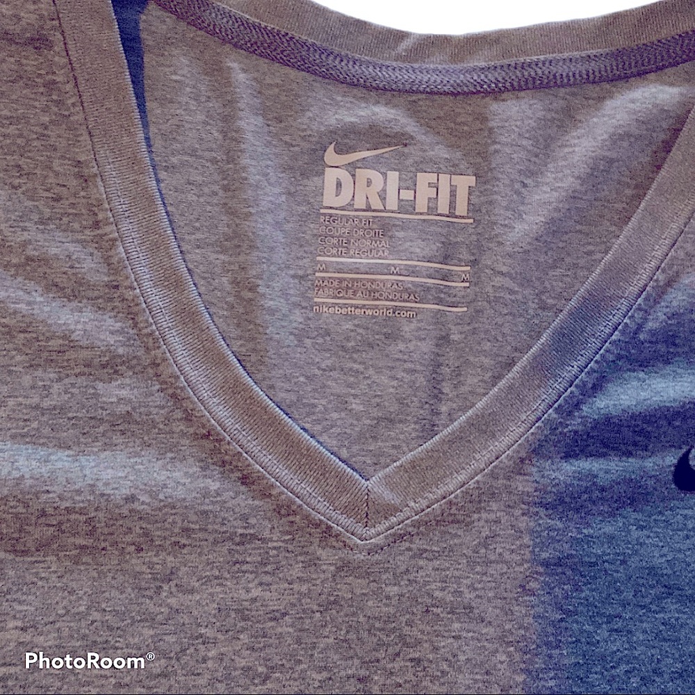 Nike Dri-FIT Gray V-Neck Top Size M